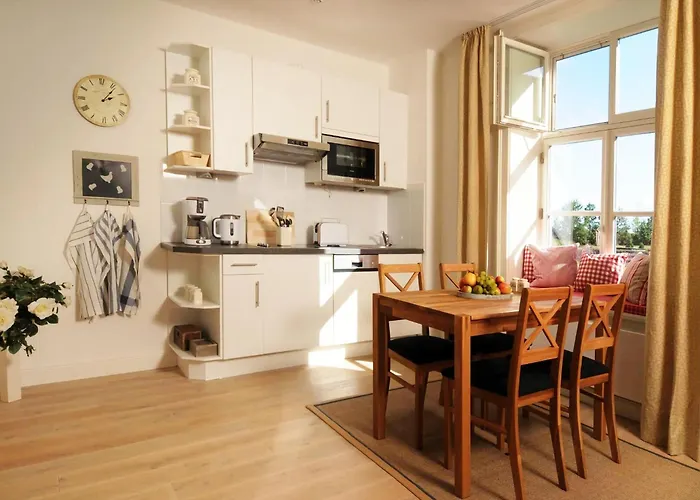 Gutshaus In Garz 別荘